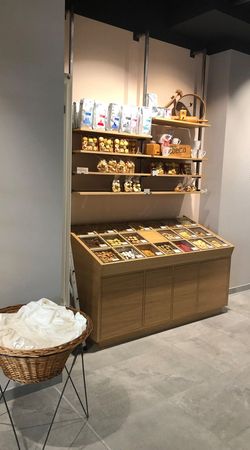 Ladenbau | mym-Berlin | Möbel nach Maß vom Tischlermeister